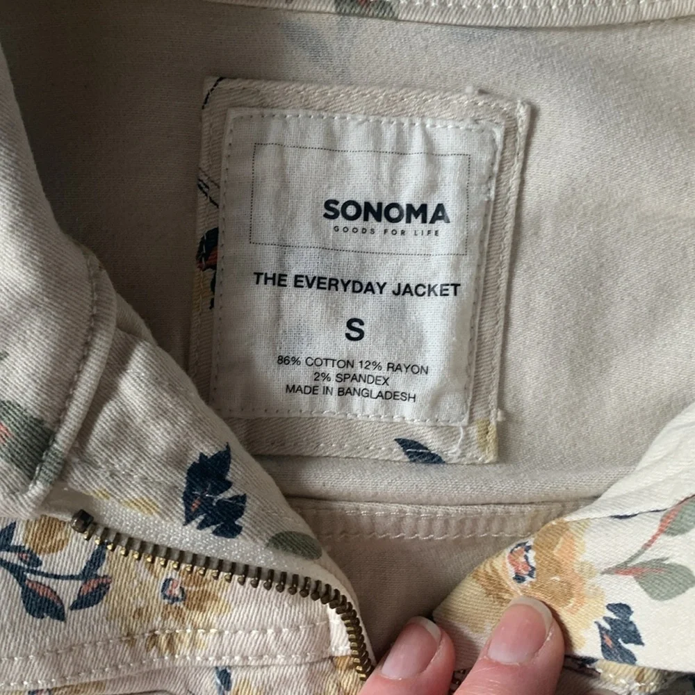 Spring jacket - Picture 2 of 3